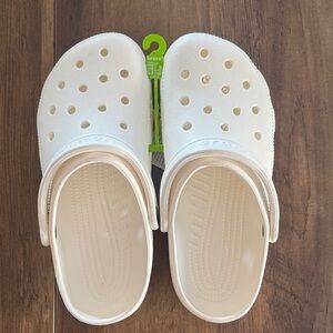 Crocs White Classic Clog Brand New Men’s 7, Women’ 9